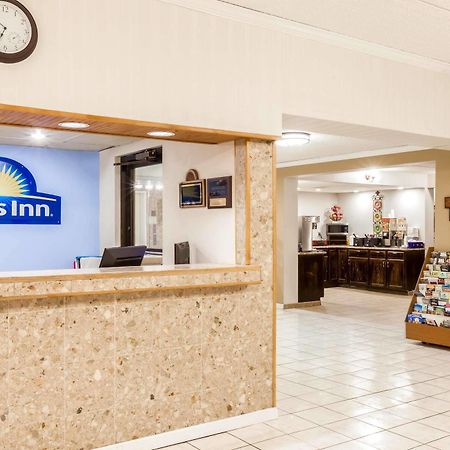 Days Inn Syracuse East Syracuse Εξωτερικό φωτογραφία