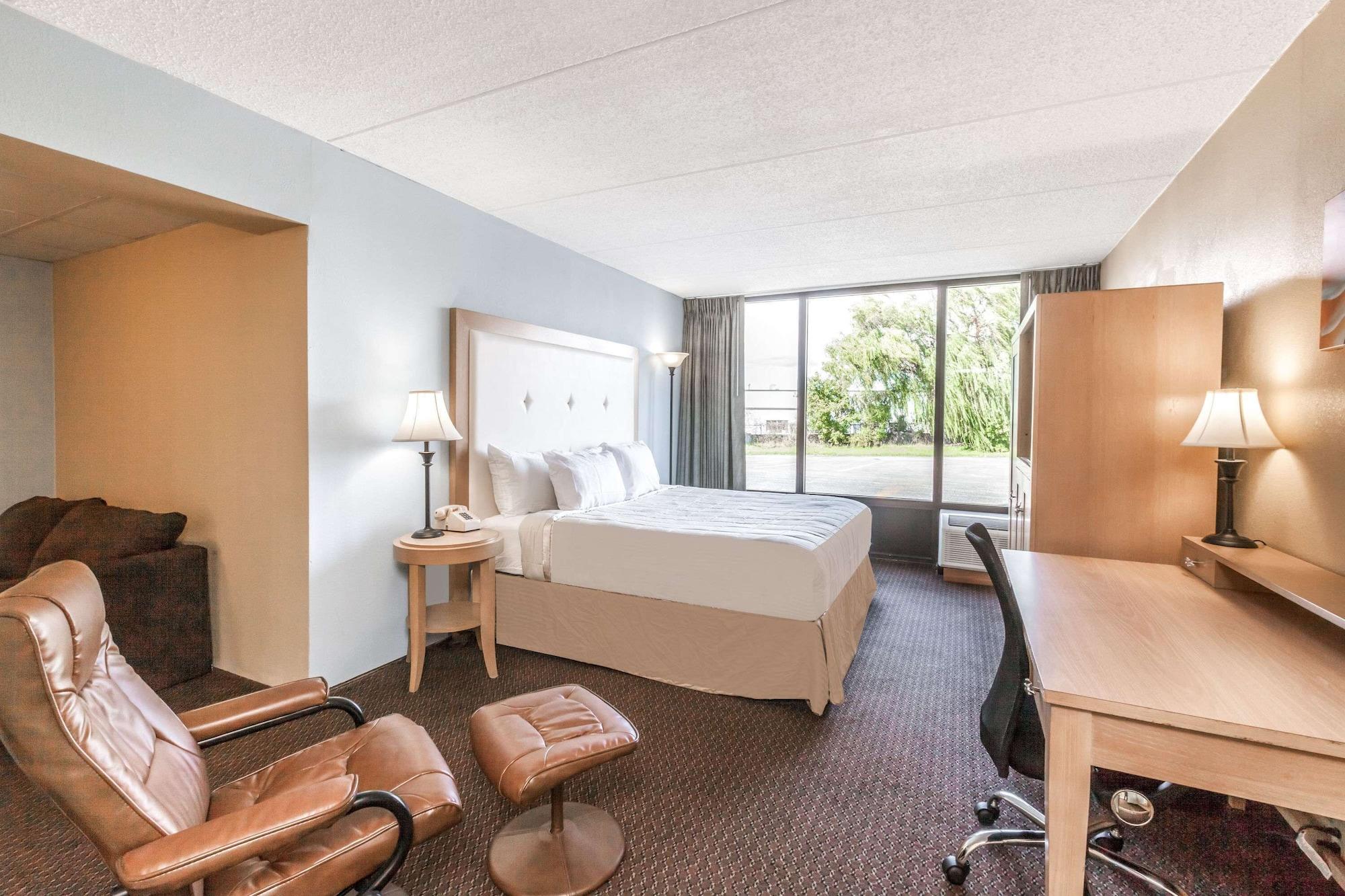 Days Inn Syracuse East Syracuse Εξωτερικό φωτογραφία
