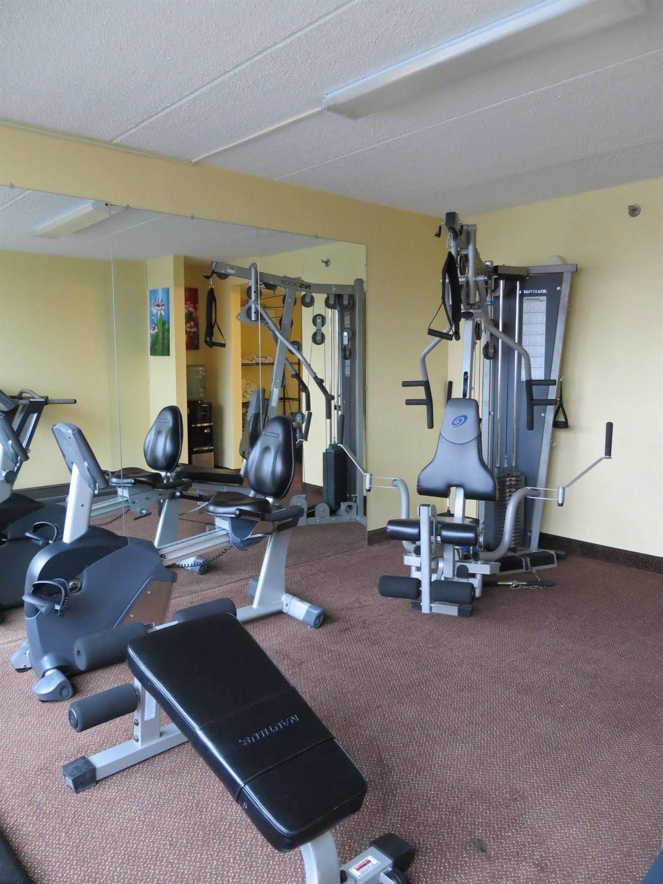 Days Inn Syracuse East Syracuse Εξωτερικό φωτογραφία