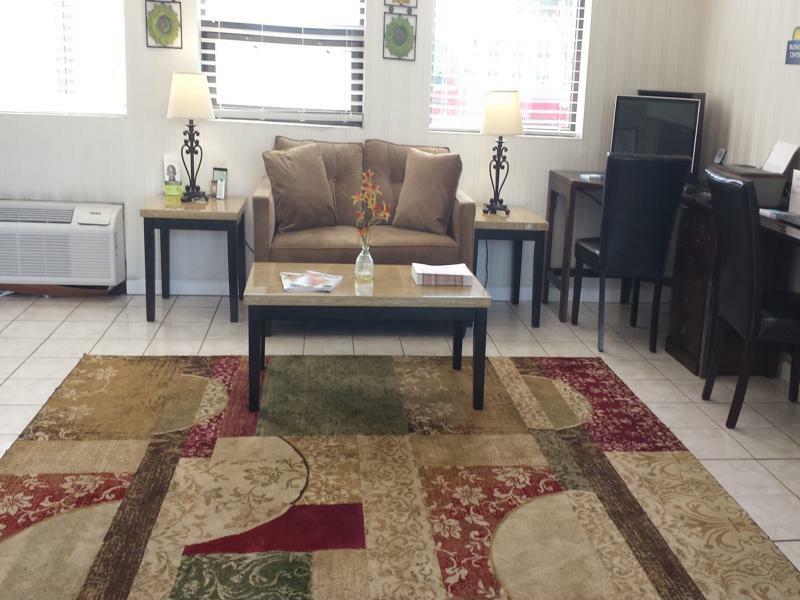 Days Inn Syracuse East Syracuse Εξωτερικό φωτογραφία