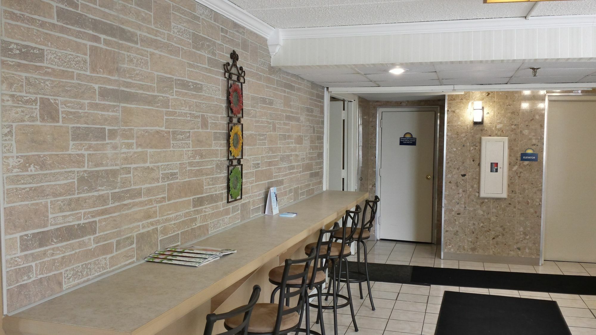Days Inn Syracuse East Syracuse Εξωτερικό φωτογραφία